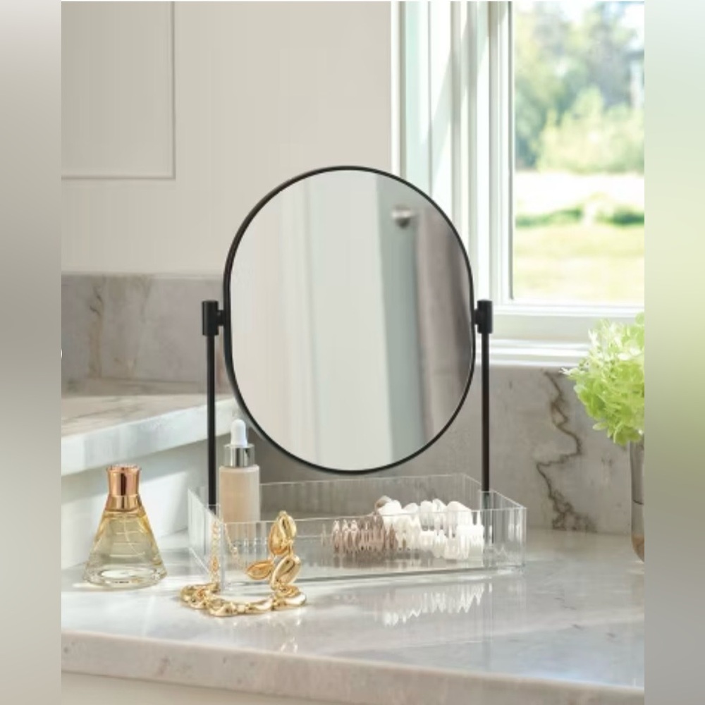 New Threshold Clear Ribbed Acrylic Tray with Black Mirror